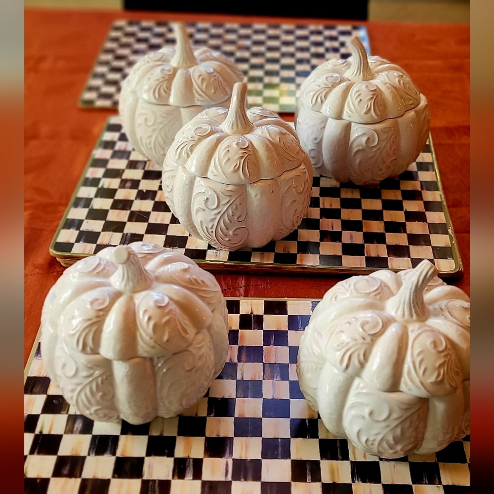 Pumpkin Ceramic Soup Bowls with Stem Tops Vintage AntiqueWhite Holiday Set of 5